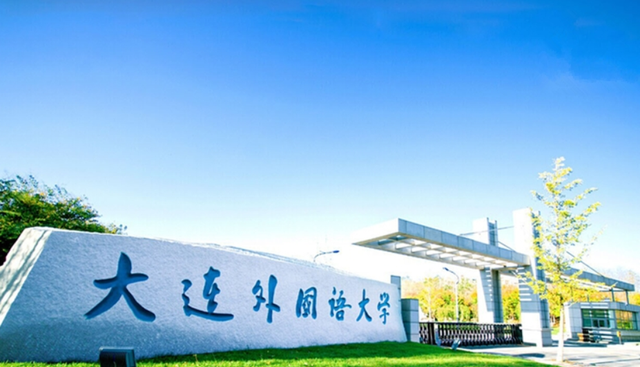 赵本山|葛淑珍：儿子一出生是聋哑人，结婚12年被赵本山抛弃，如今怎样了