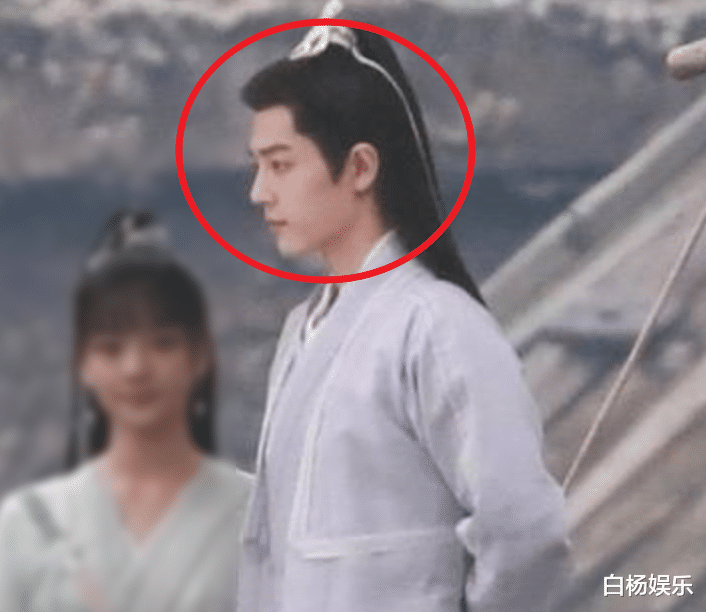 肖战|《玉骨遥》路透曝光！男女主CP感被吐槽，但肖战颜值却看愣了