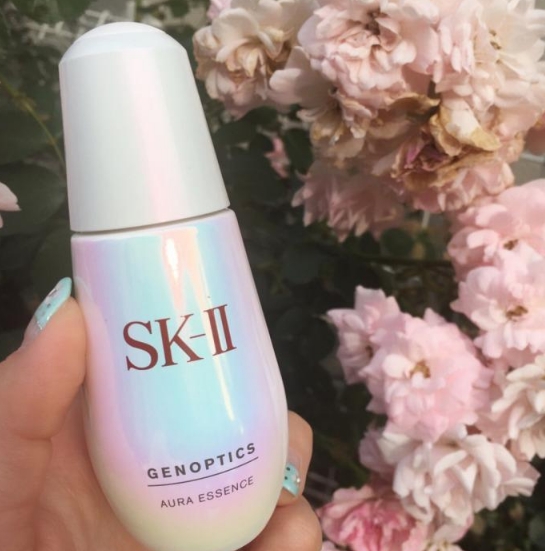 养颜 超适合熟龄肌的精华液推荐,淡化皱纹美白紧致养颜,令皮肤嫩如玉