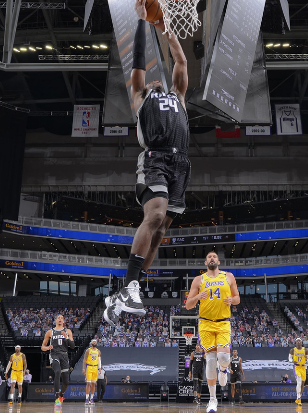 湖人队|4战3胜,联盟第二!湖人第三巨头打疯,无詹眉仍冲西部第三