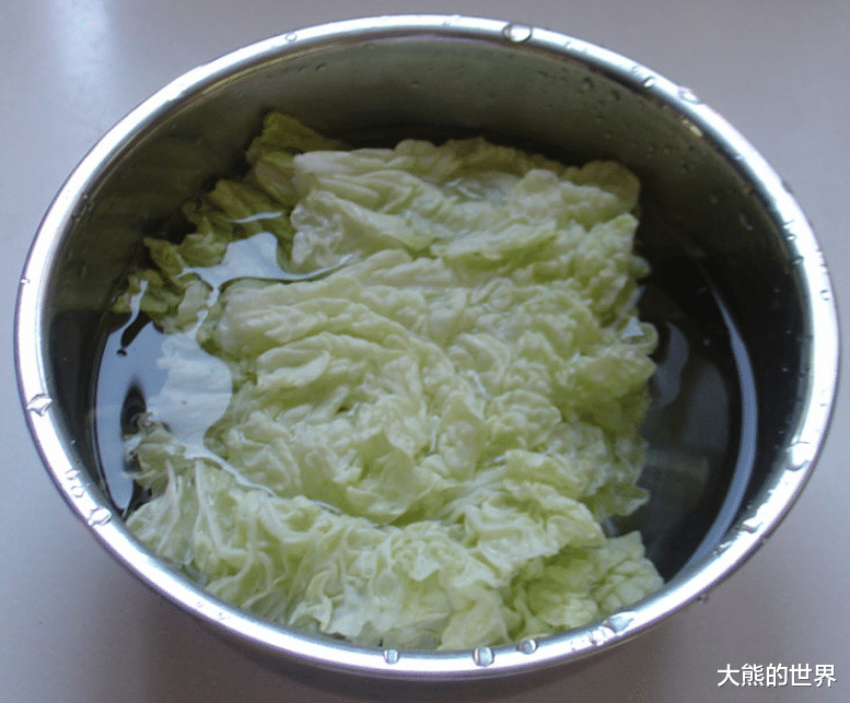 如何判断白菜有没有“喷甲醛”？菜农支招，牢记这3点，轻松避开