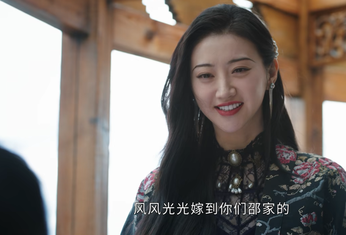 司藤|《司藤》故事中的邵琰宽出现，而司藤不愧是司藤