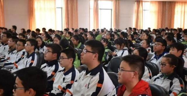 麦子育儿|北京教委最新通知,对中小学做出新规定,家长:早就该这样了