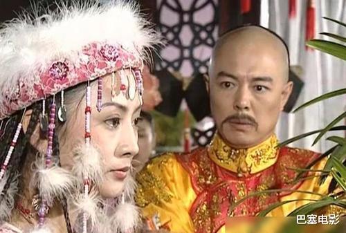 赵本山|8版香妃，两眼脉脉含情会说话，谁撑起“异域第一美”，谁在拉胯