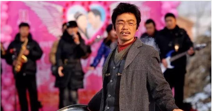 陈德森|7年后再看《一个人的武林》,我终于明白武痴“封于修”输给了谁