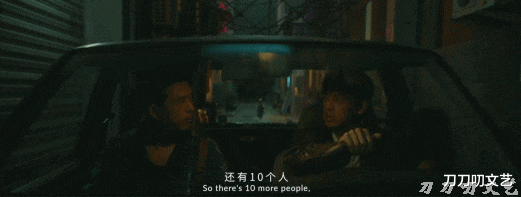 李现|想不到,李现成了今年电视圈第一个吃螃蟹的人,这把“赌”对了