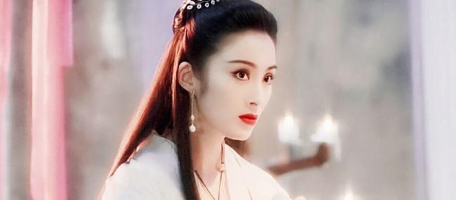 汪小菲|张敏睡觉被小网红调侃：坐起来看一眼呗！老公为挣钱不择手段！