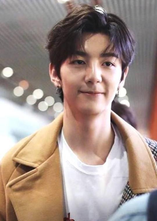 整容|内娱“假鼻子”大PK，谁的假到逆天，谁的越整越残？