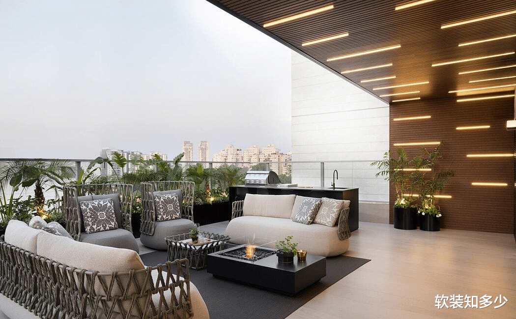 充满温暖的现代风格，自由、优雅、温暖和亲密，简约不简单