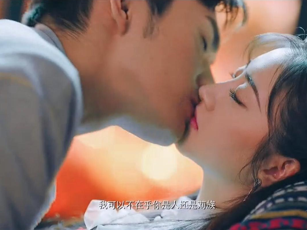 司藤|《司藤》初次吻戏高甜来袭！细节与原著差别大，网友却直呼改得好