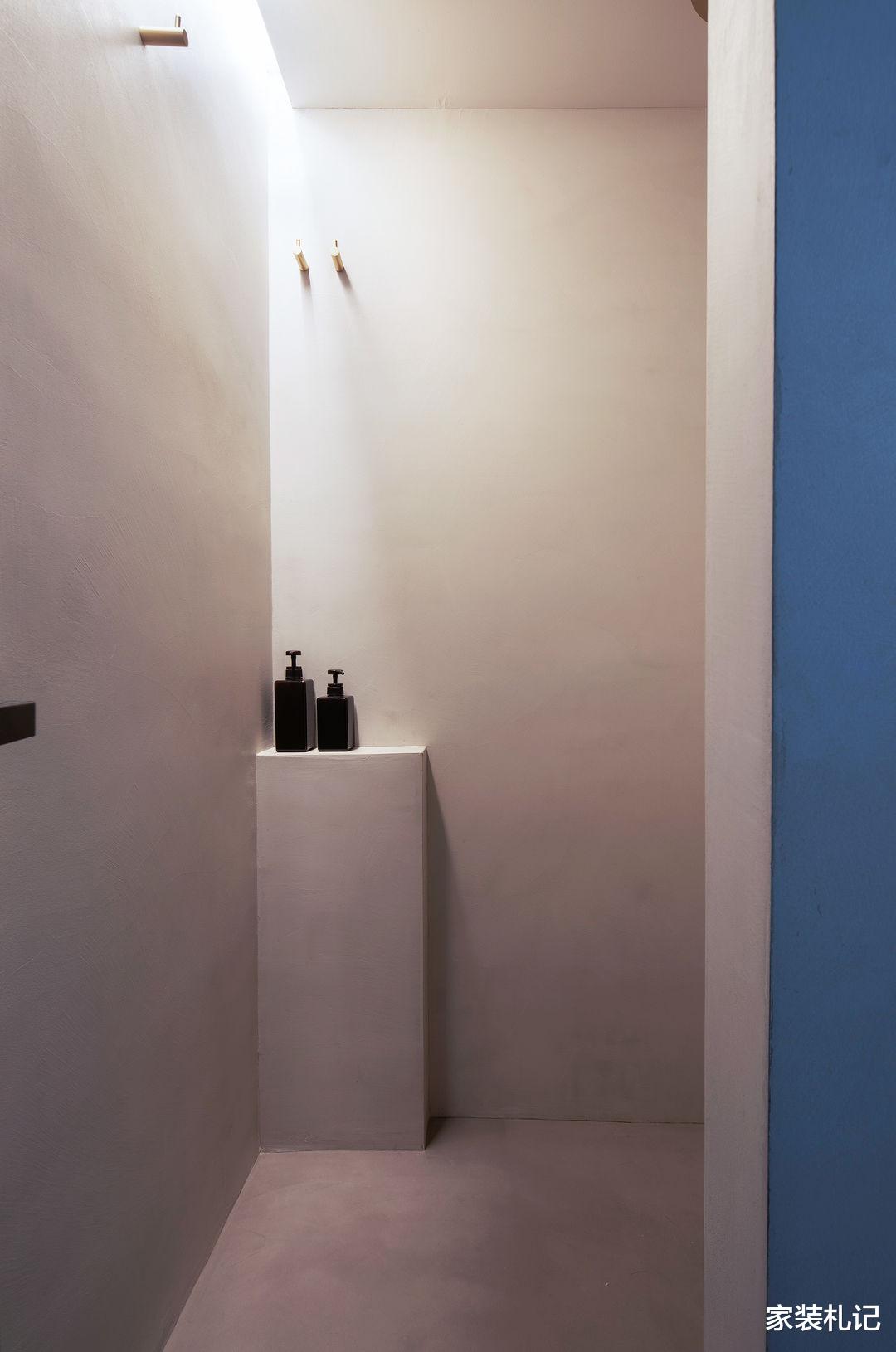 |坚持断舍离，46㎡不铺地板不铺砖，房子越住越顺心