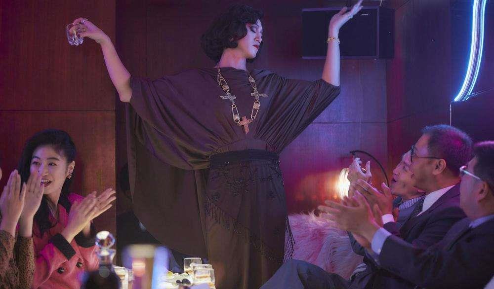 华灯初上|《华灯初上》第二季：王静莹引众怒，网友：16集了还没抓到凶手