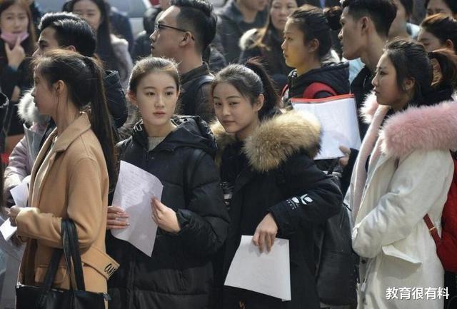 |高考改革，艺考生迎来新变化，文化成绩要求更高，人才选拔更公平
