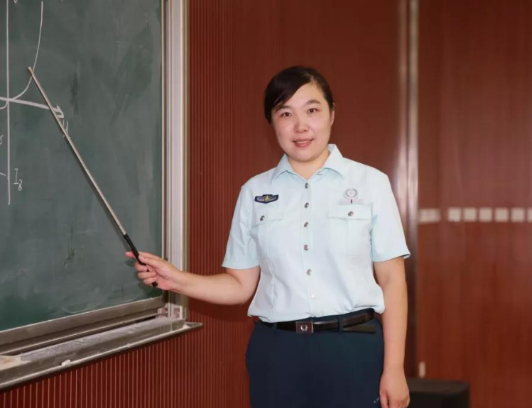 文职|军队文职2月起开始招人，工资9000起，专科生也能报考