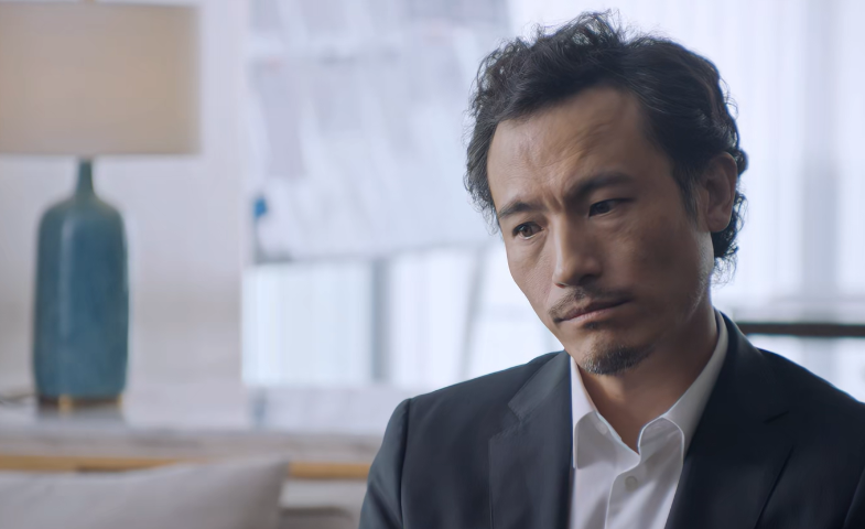 突围|《突围》全员演技过硬，他却遭差评，被指摇头晃脑台词硬挤