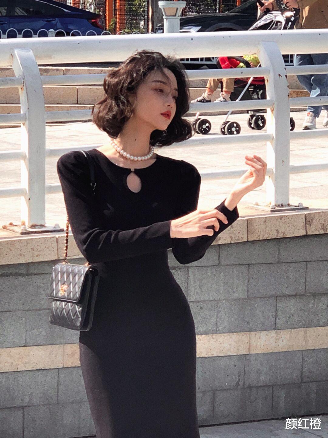 颜红橙 冬天不一定要穿裤子才保暖，这些连衣裙不仅洋气还保暖，值得借鉴