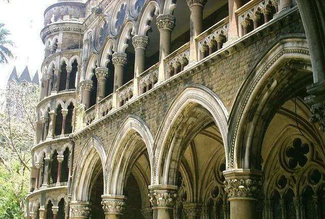 软软够可爱|亚洲培养富豪最多的大学，亿万富翁校友有20多个，比清华北大还多