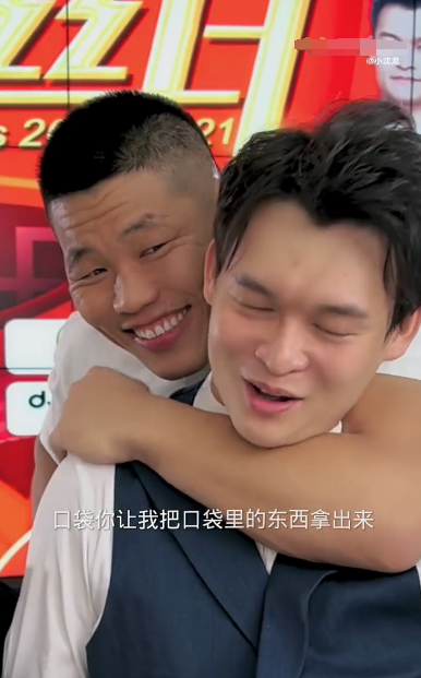 小沈龙|李景亮挑战小沈龙的结果来了：演绎单手破裸绞，嘲讽雷人太极大师