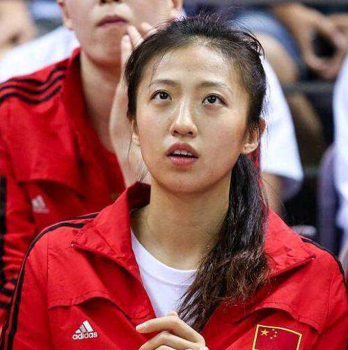 丁霞|丁霞的故事：女排二传最后的荣光，脾气暴躁，赛场辱骂女排功勋！