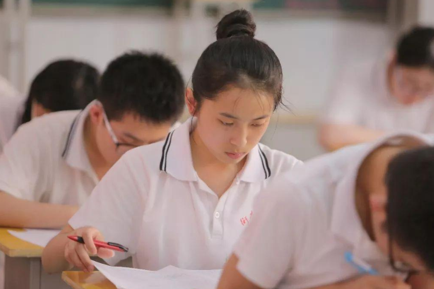 大学|这5类学生无需参加高考，可直接“保送”大学，网友：比高考难