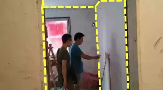 新房完工一周,包工头大舅替我查出18个致命错误!全是亏钱的大坑