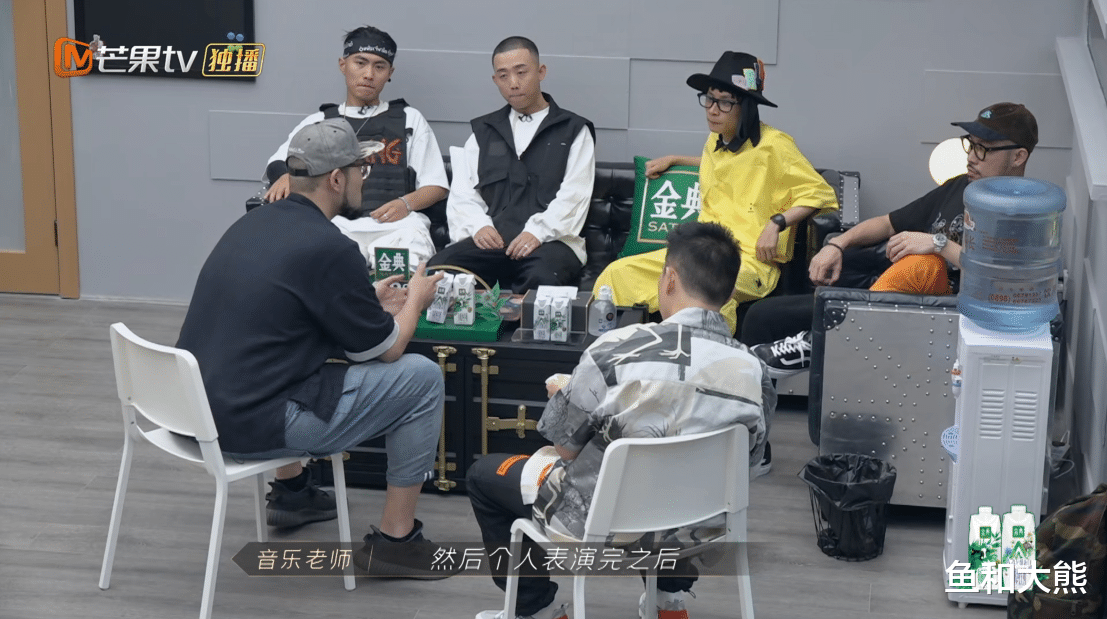 gai|《披荆斩棘》人缘差距大，GAI有陈小春撑腰，言承旭黄贯中很尴尬