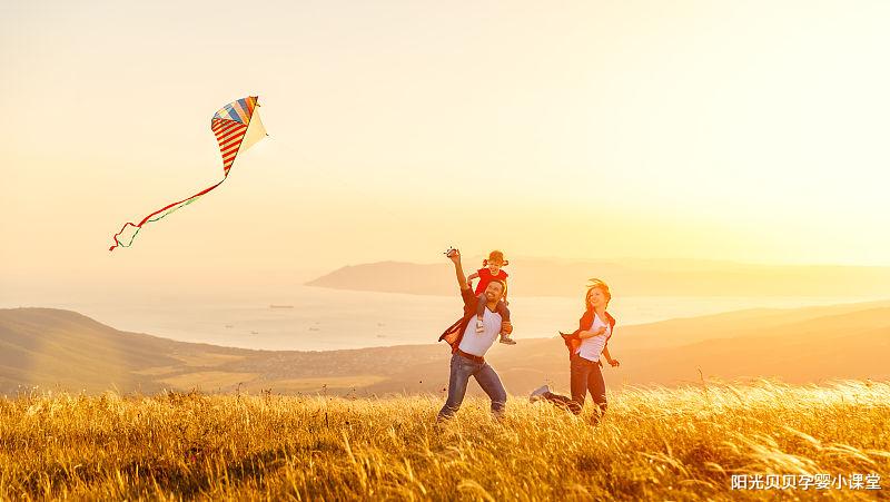 拥抱|这几个时间段孩子最需要妈妈的陪伴，你做到了几个呢？