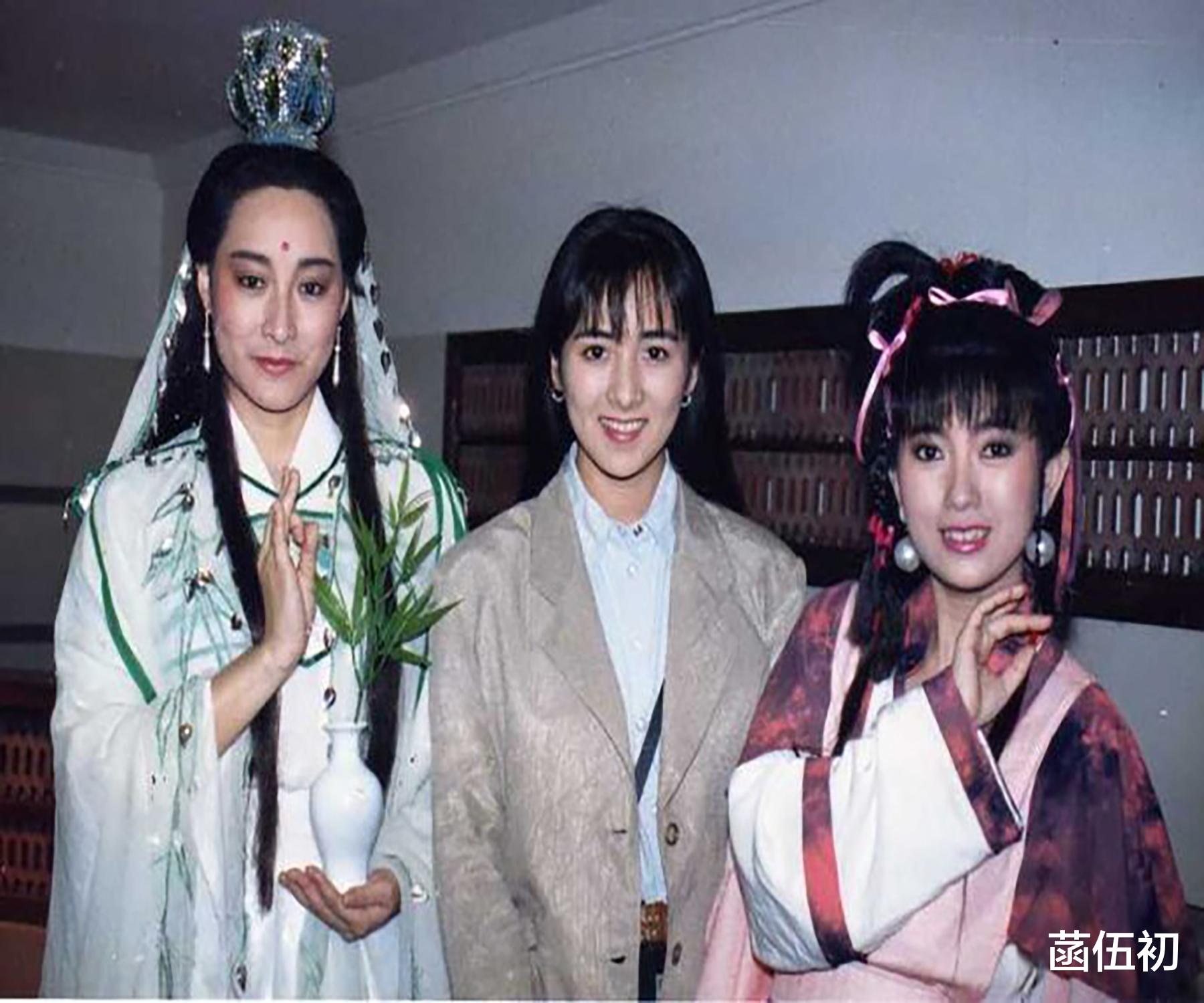 翁美玲|无法重拍瞬间：织毛衣的翁美玲好贤惠，图4巩俐年轻时竟然长这样