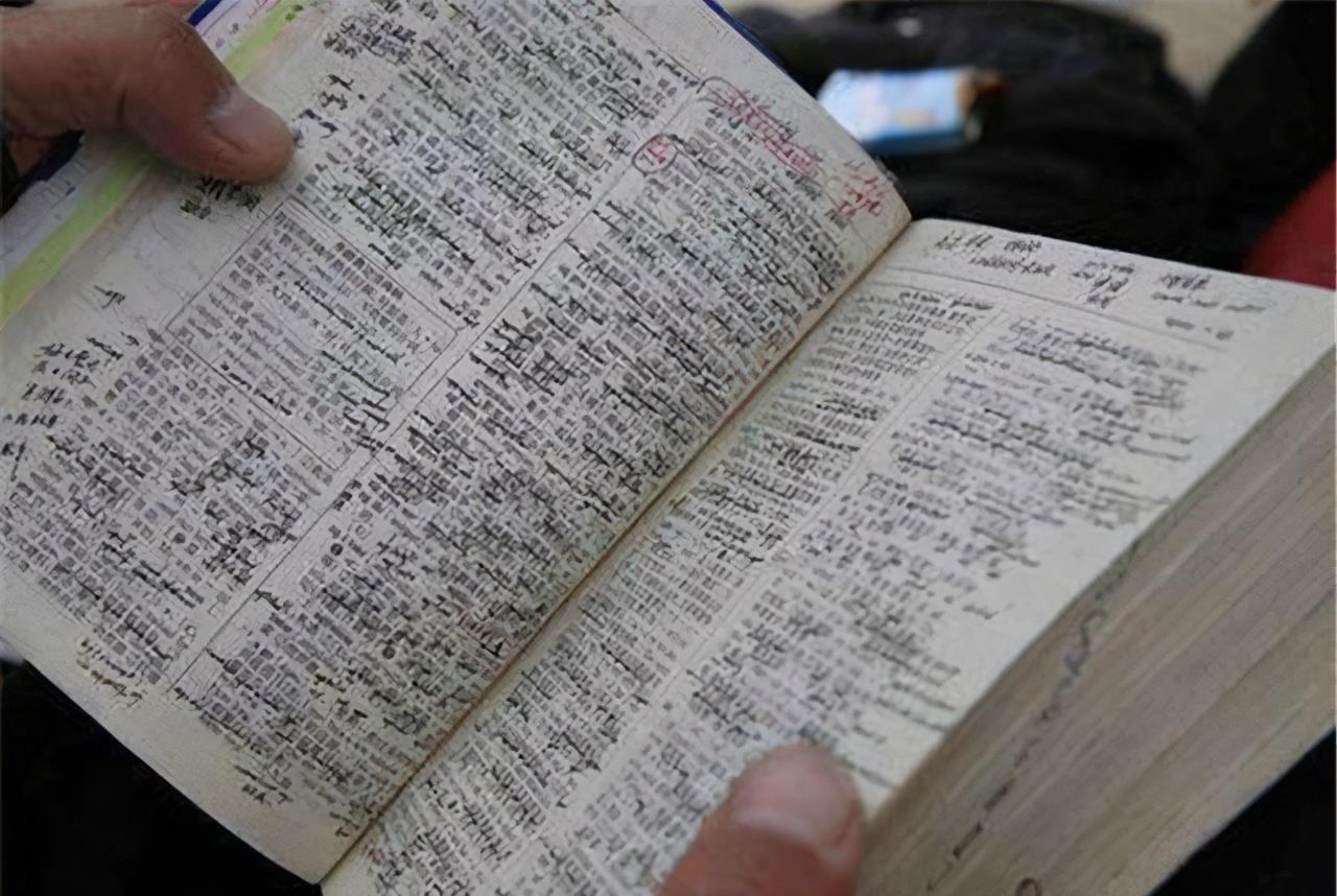 小雪妈妈育儿|“柳”姓爸爸给娃取名,特意加了妻子的姓,媳妇气笑:倒着念听听