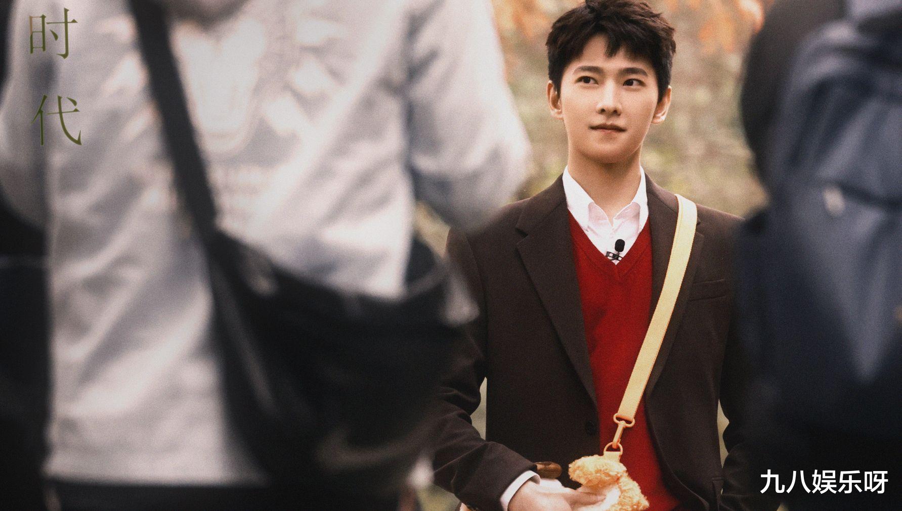 杨洋|杨洋贾玲在节目中飙演技，土味《你是我的荣耀》上线，笑点密集