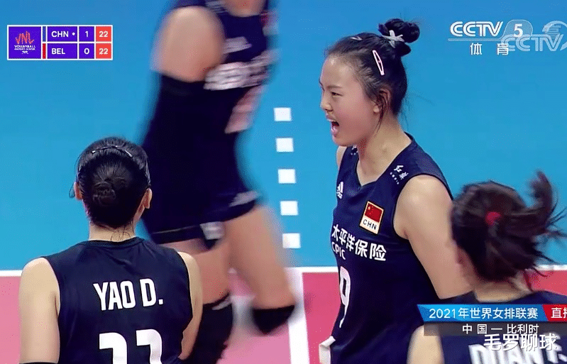 劉曉彤|中國(guó)女排24-22，郎平換上劉曉彤，奧運(yùn)冠軍送2個(gè)失誤遭25-27絕殺