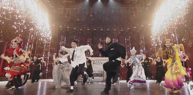 谢霆锋|许佳琪绝美敦煌舞，全程高光闪耀，陈伟霆有格局，避免抢戏很暖心