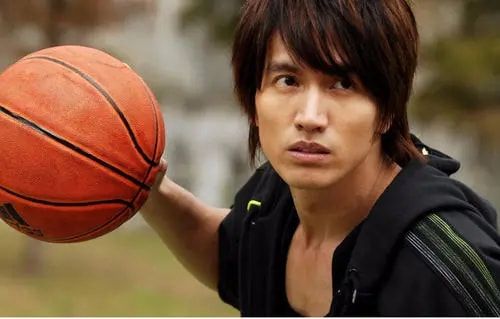 杨幂|5位“铁公鸡”明星，言承旭吃小摊还顺走碗筷，谢娜敷廉价的面膜