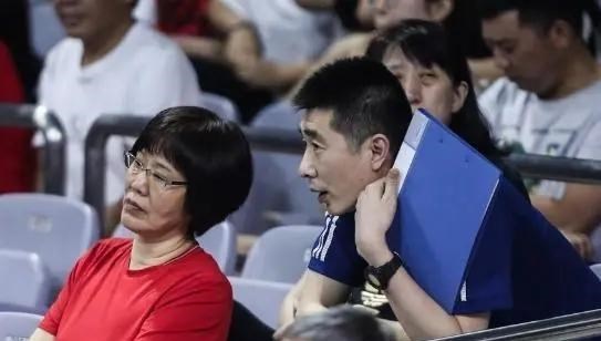 于小涵说星座 女排选帅郎平仍为首选，蔡斌次之第三为安家杰！世锦赛成绩最关键