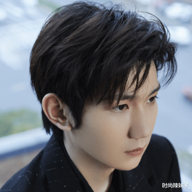 王源|有种“接骨长高”叫王源，身高突破一米八，已成三小只最帅男子