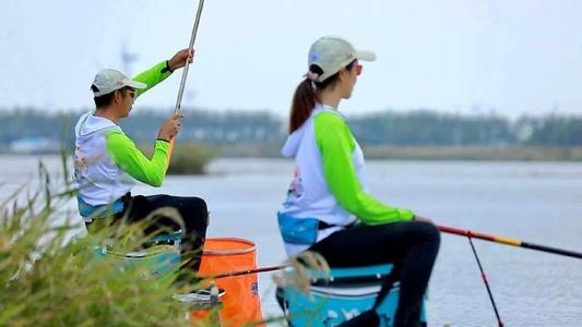 |钓鱼咒语真的管用？看这位钓友，笑得我眼泪都流出来了