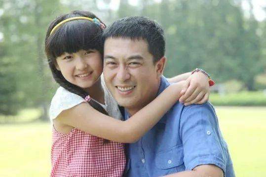 张嘉益|四个演过张嘉译的“女儿”，前三个非常火，第四个被人遗忘