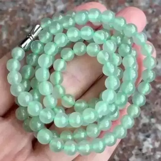 翡翠|八万买的翡翠项链竟然会掉色？还有更惨的花了几万块买了根线！