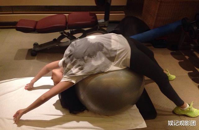 黄晓明|章子怡常年保持九十八斤的瘦身秘诀大公开，事实证明，减肥不容易