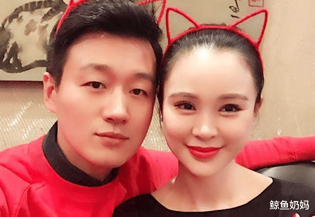 明星|这男明星对老师一见钟情，8年生1儿2女，如今老师41岁长这样