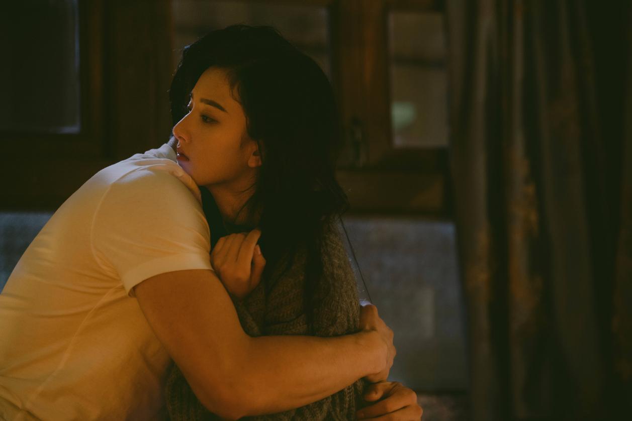 时尚圈的奇葩大喵|早生20年港圈要变天！深似张柏芝颜巅时期，出道至今仍是时尚宠儿