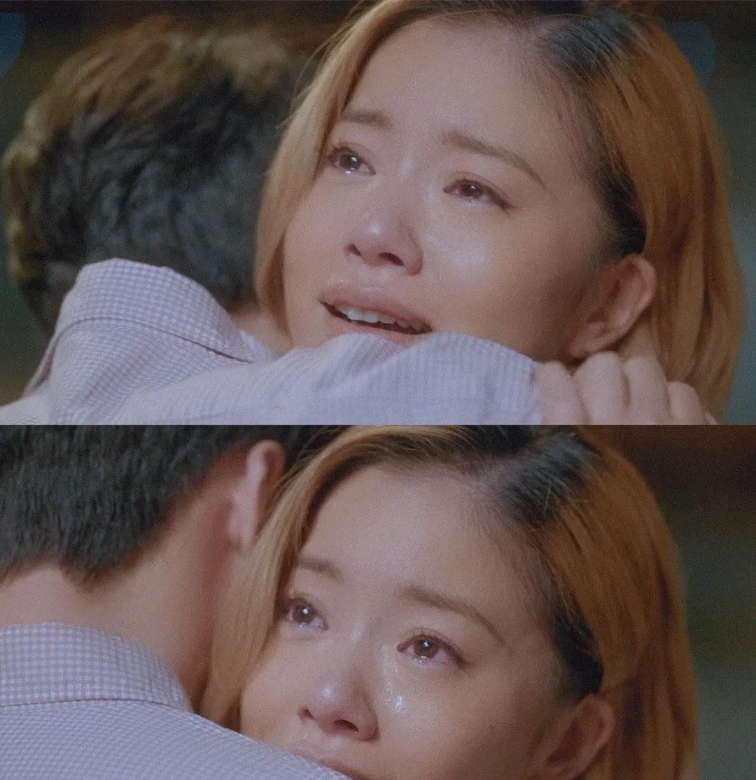 王菊|她曾被嘲又黑又胖，如今终于翻红：自信的女生就很性感！