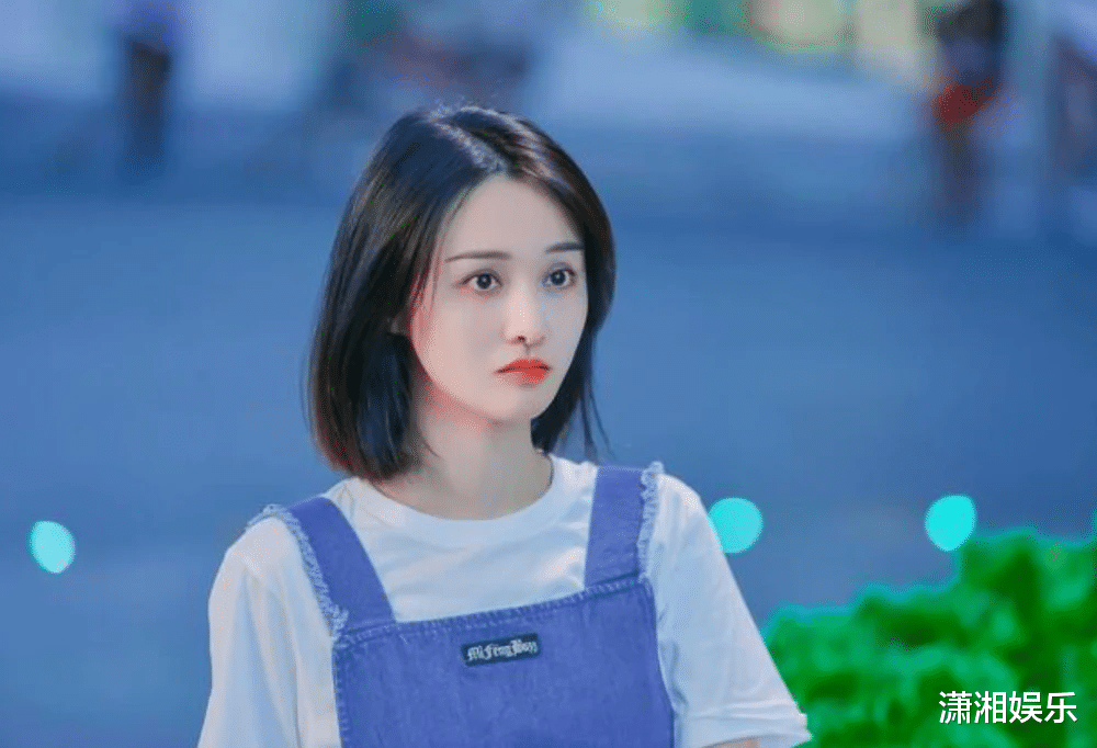 郑爽|郑爽四面楚歌，王思聪和卓伟先后发声，态度见人品