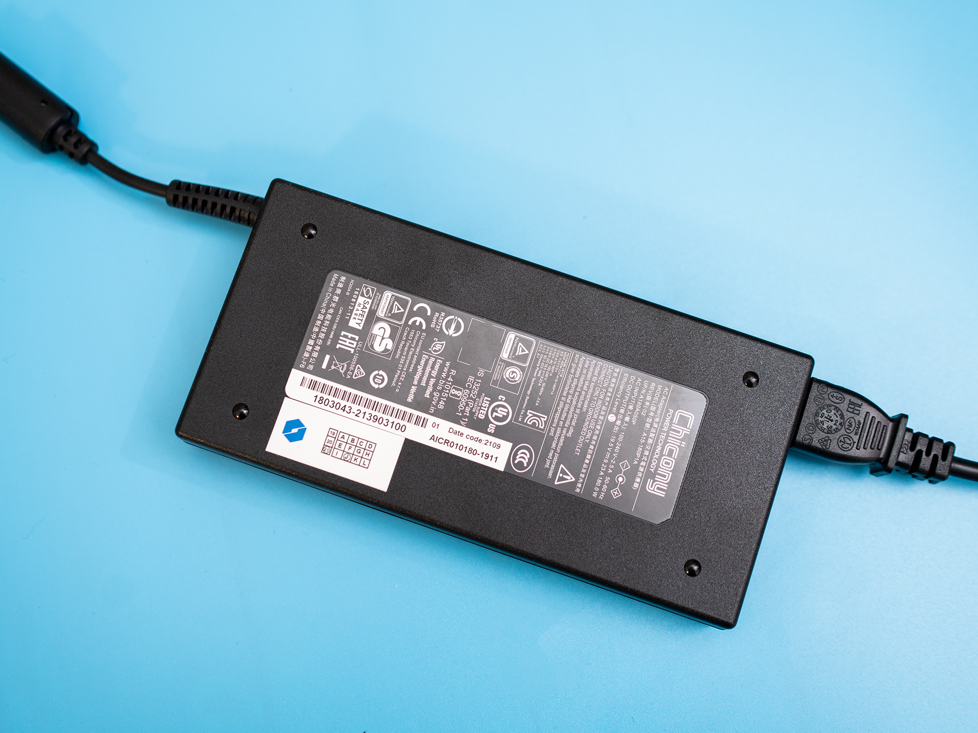 酷睿处理器|“深海幽灵”z2air-s游戏本开箱试玩测评