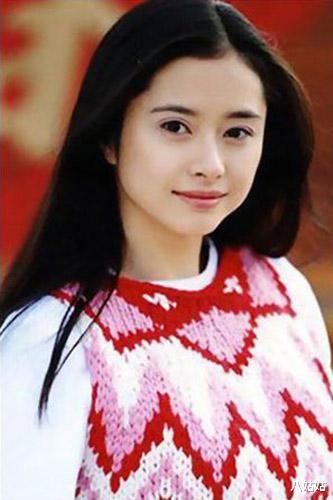 何美钿|5岁学体操，18岁当演员，因《天龙八部》大火的何美钿，现状如何