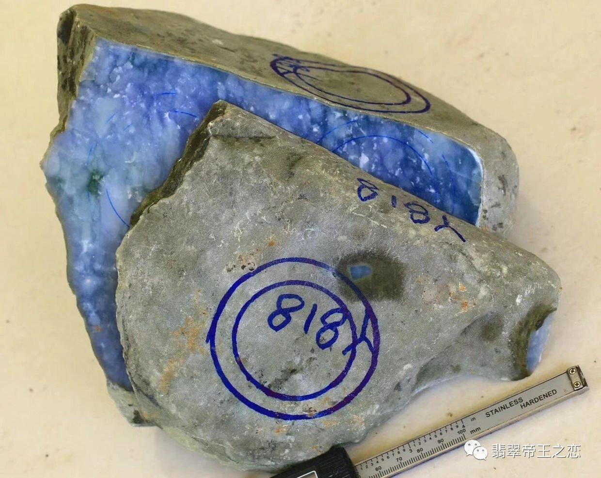 冰种翡翠|开个翡翠店容易吗？怎么才能经营好一个翡翠店铺？