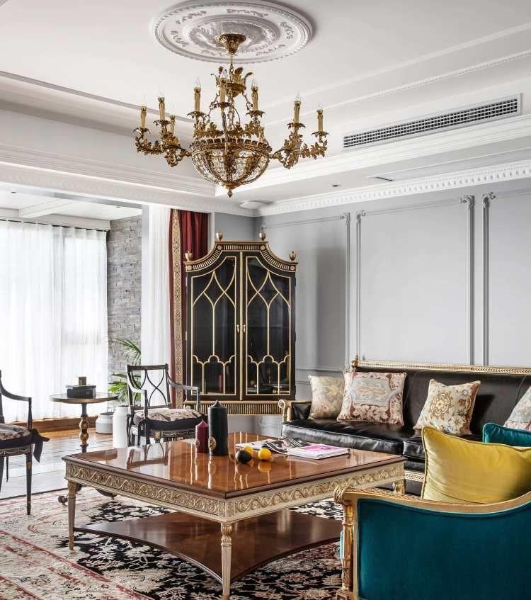 红茶爱养花|祖母绿、脏粉色，色彩丰富的法式风格，要的就是与众不同的感觉