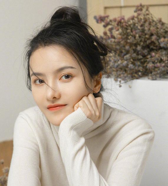 忧郁林黛玉 从官宣恋情到痛斥出轨，恋爱1年，金瀚张芷溪都经历了什么？