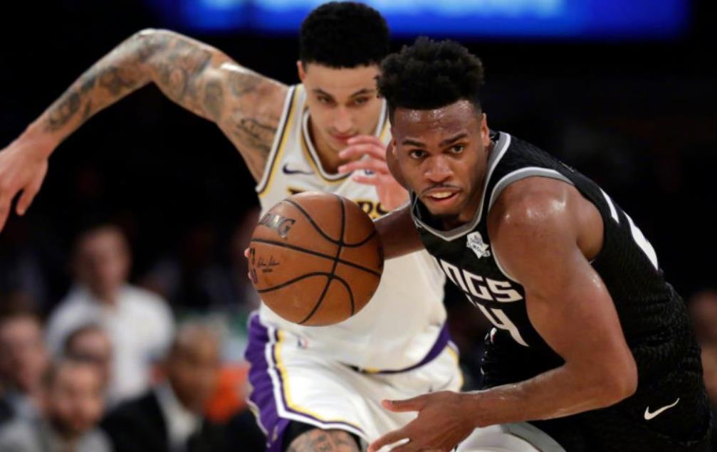 可馨育娃|场均4.8三分联盟第三,完美适配詹姆斯浓眉,你比威少更适合湖人