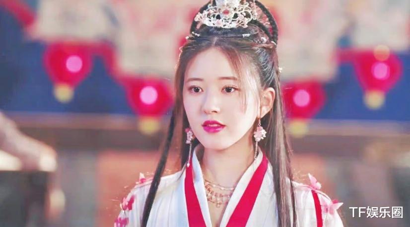 宋祖儿|赵露思新剧《国子监》开播，妆容与发色脱离剧情，被吐槽粗制滥造